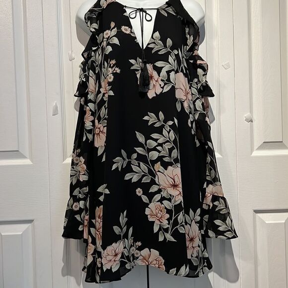 Guess Black with Floral Print Ruffled Cold Shoulder Long Sleeve Mini Dress SZ S - Picture 9 of 16